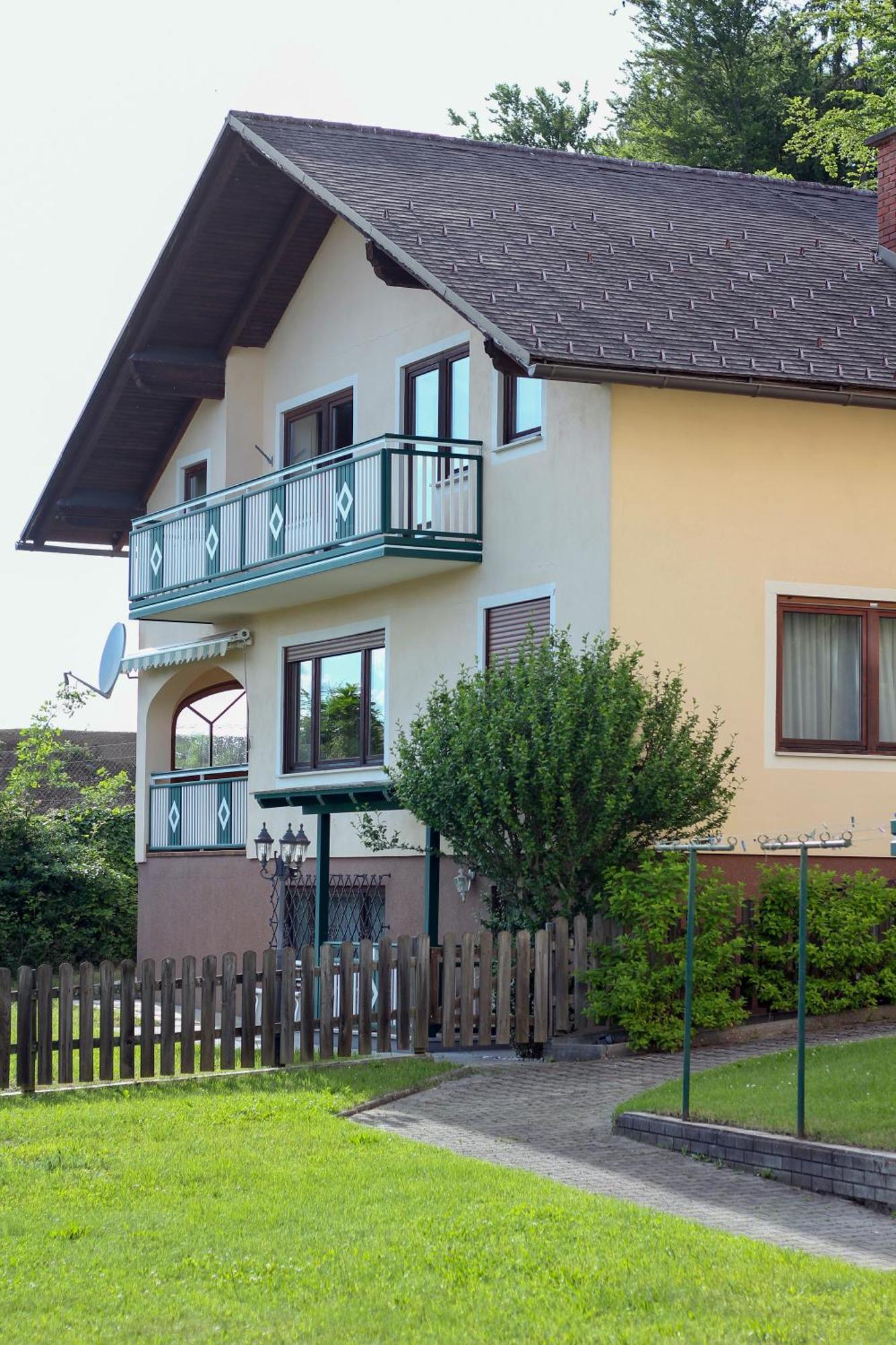 Self-Check In Apartmenthotel Seeglueck Pörtschach am Wörthersee Dış mekan fotoğraf