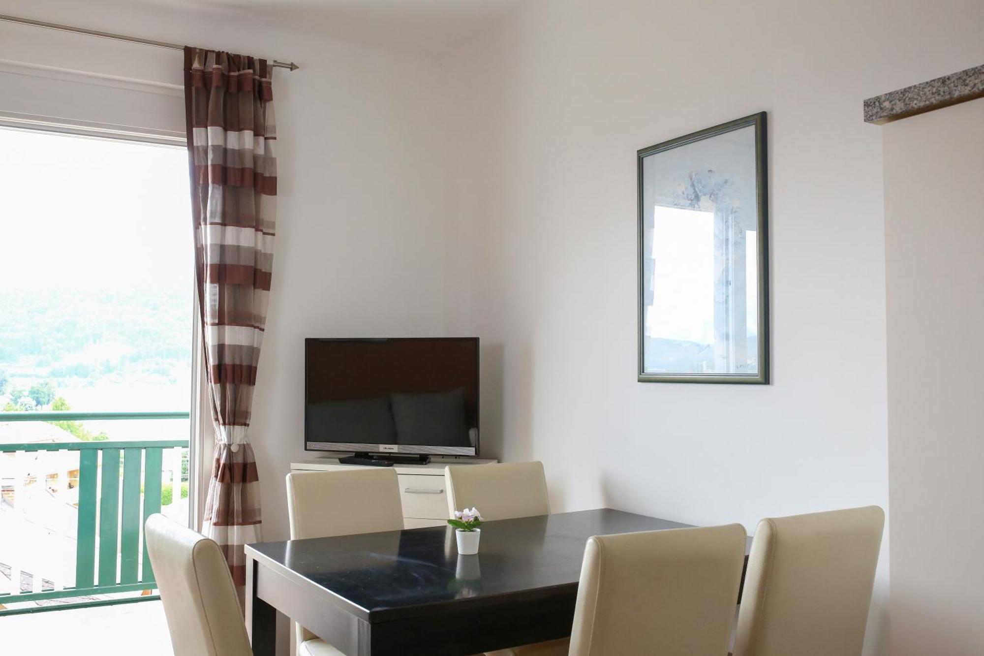 Self-Check In Apartmenthotel Seeglueck Pörtschach am Wörthersee Dış mekan fotoğraf
